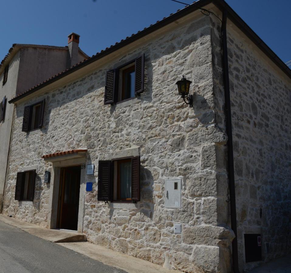 Casa Ferata - Holiday Home Vižinada Exteriör bild